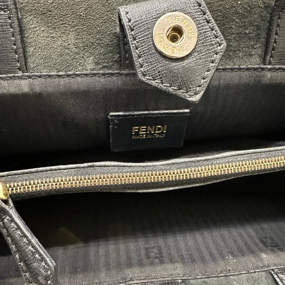 Fendi Petite 2Jours (“Petite Toujoure") tote bag. - Picture 12 of 16